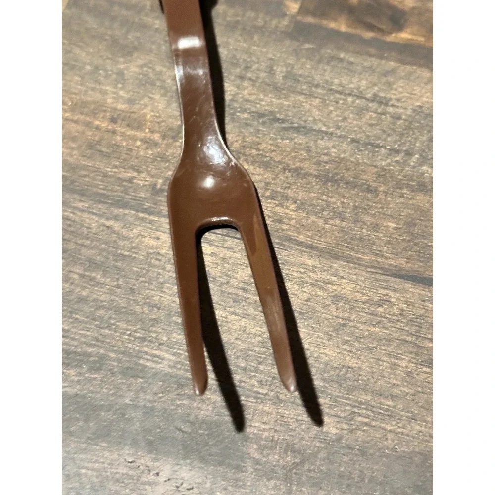 Vintage EKCO USA Brown Nylon 2-Tine Meat-Serving Fork 11